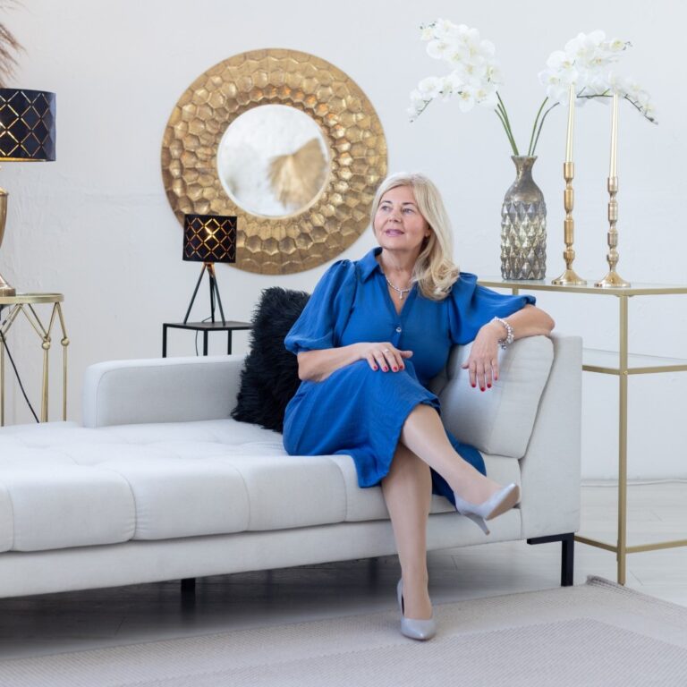 A szerepfeszültség jelei nőként.